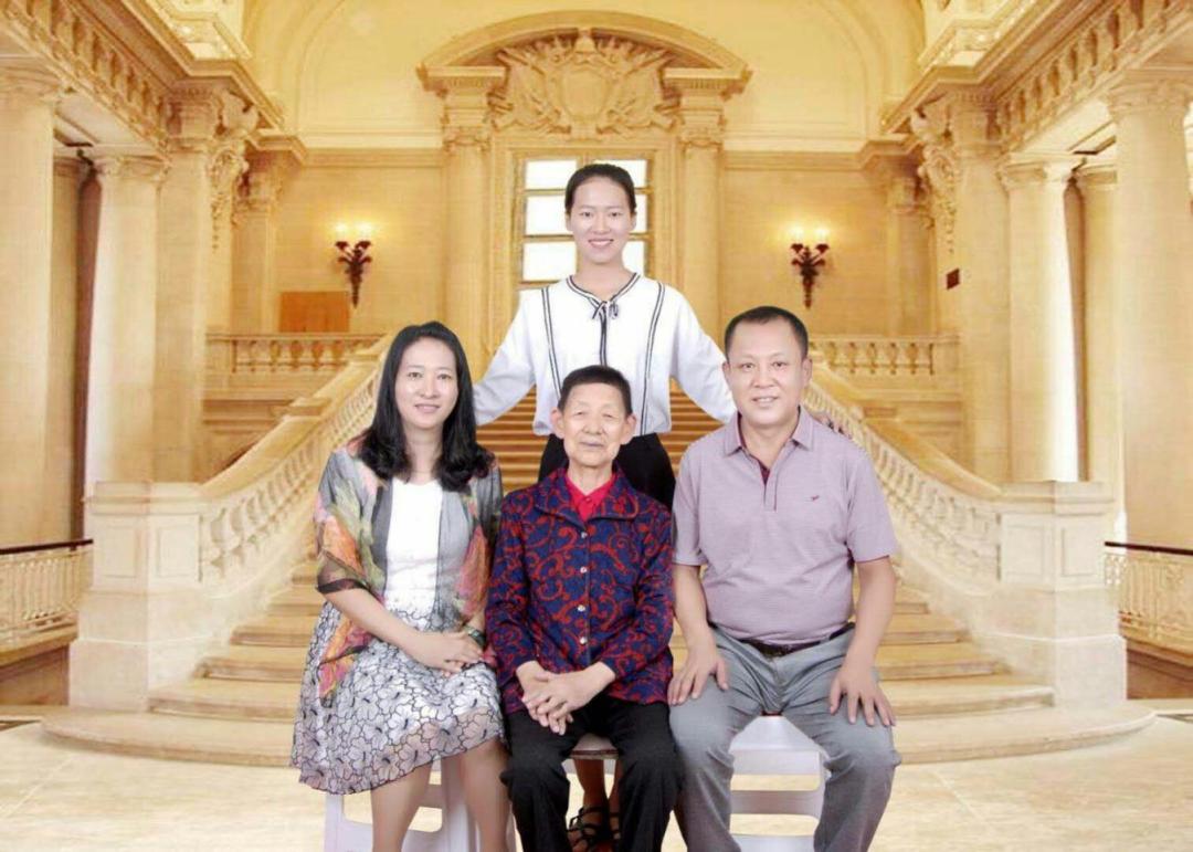 乌海，阳光照耀下的温情日常