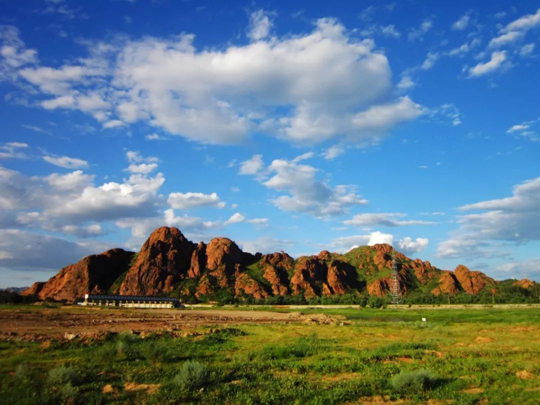 赤峰，红色足迹与自然奇观之旅